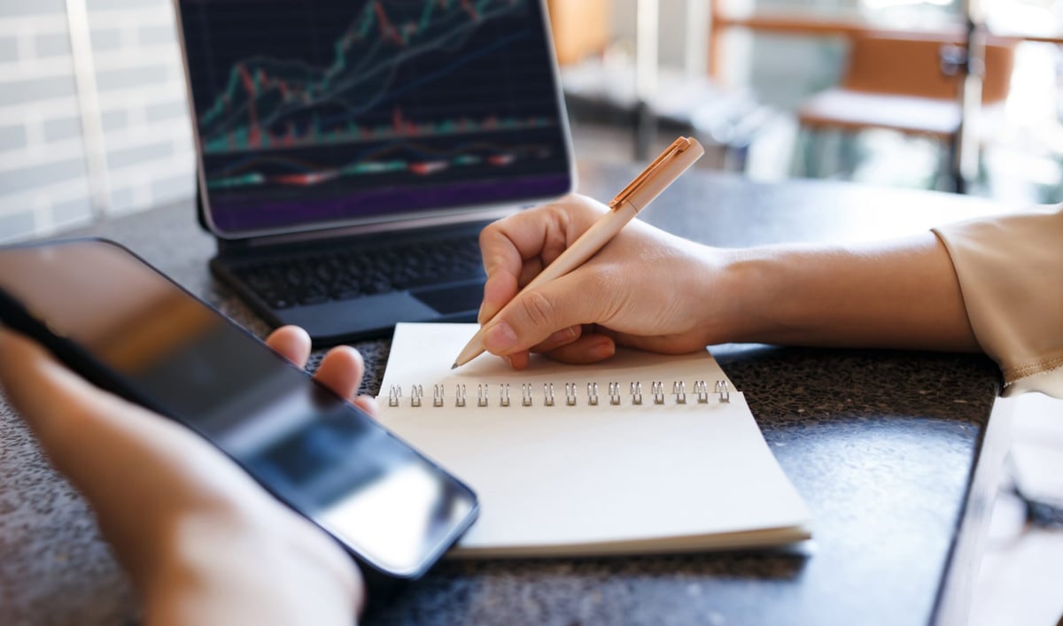Crestwood CIO John Ingram Speaks With Money About Investing In Bank Stocks