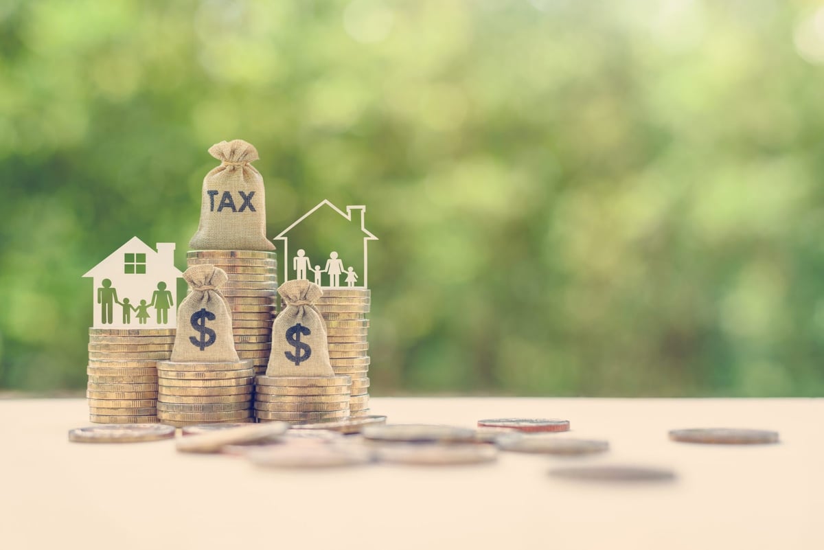 Gifting Strategies to Manage Unrealized Gains: Downstreaming and Upstreaming